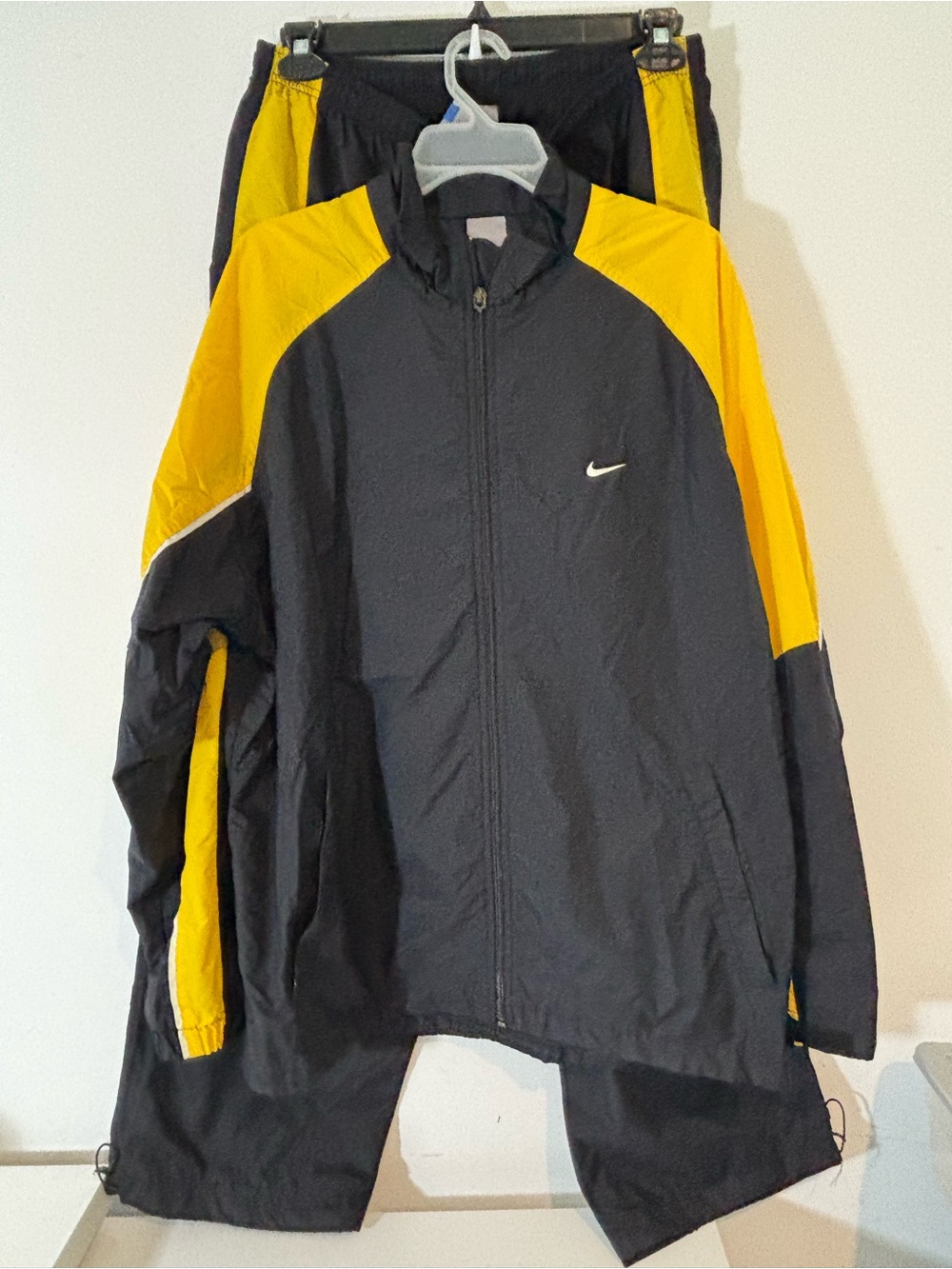 Nike Mens XL Vintage 90's Black Yellow Track Suit Windbreaker Zip UP